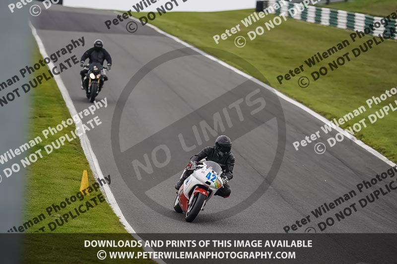 cadwell no limits trackday;cadwell park;cadwell park photographs;cadwell trackday photographs;enduro digital images;event digital images;eventdigitalimages;no limits trackdays;peter wileman photography;racing digital images;trackday digital images;trackday photos